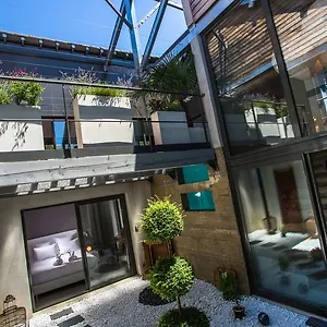 2* Couette-café Be Loft Pool &