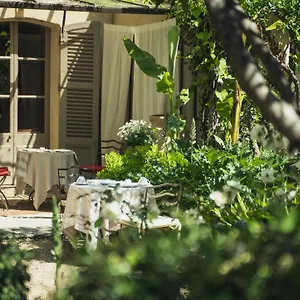 2* Maison d'hôtes Les Jardins De Baracane